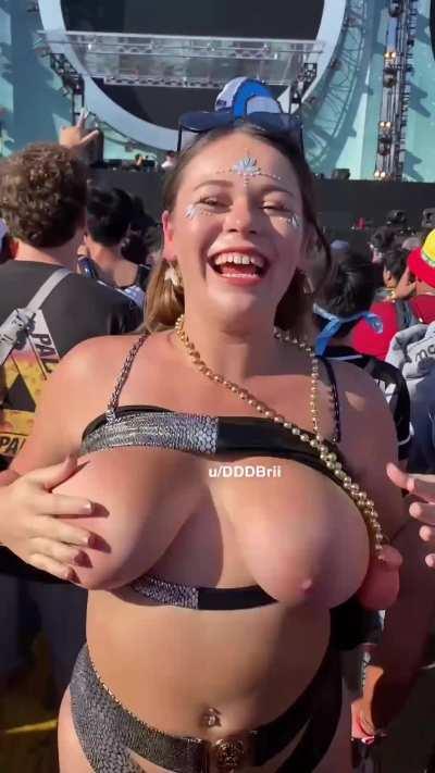 Got a little too excited at the festival;) [GIF]