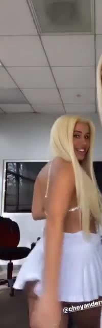 Marilyn Monroe Ass Flash