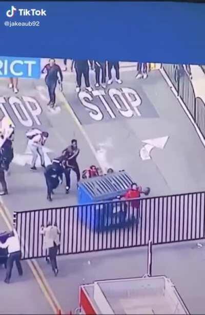 I can’t stop watching this.