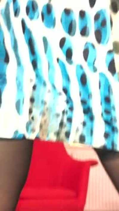 I didn’t expect he films under my skirt, so embarrassing!