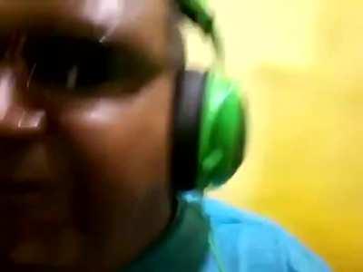 Quando alguém fala merda no chat..... Banido