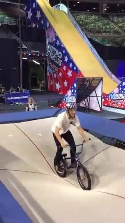 WCGW with a BMX and a trampoline