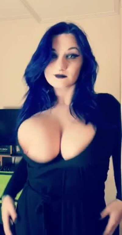 I was told to post this here before someone elts did i hope yall like it 😘