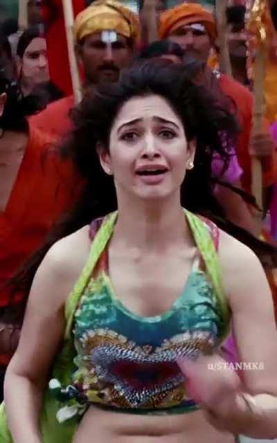 Tamanna has fat in all the right places! 🤤