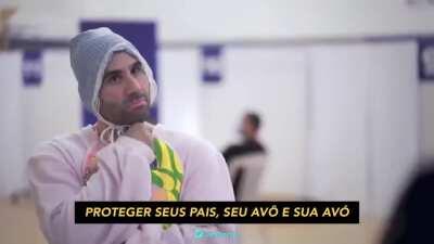 Campanha pró-vacina e contra fake news de Israel. Com cidadão com medo de virar cachorro, cientista de TikTok e herói dos teclados.