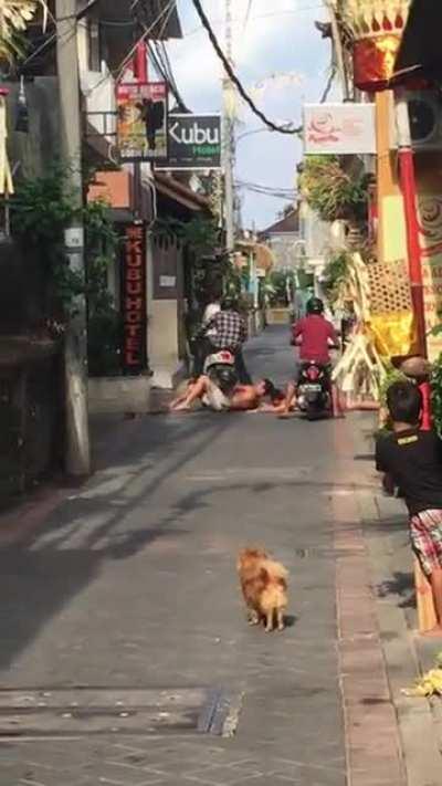 Based Indo running over deranged au*straloid