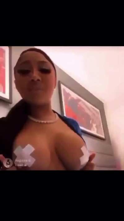 Ari😩