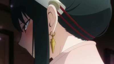 I like the little twinkles when we're in Anya's thoughts. I thought it was just an effect for the animation at first.