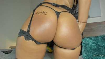 how to fing best big ass ?