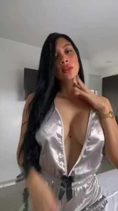 Would you undress and fuck me…?