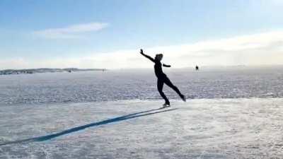 Just casually skating on sea-ice roughly 1 km off the shore of Helsinki, Finland this morning at -20 C