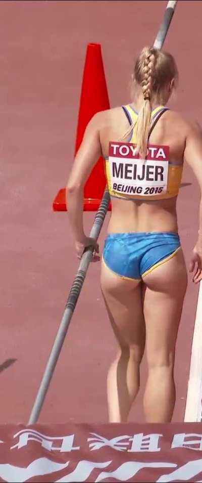 Olympian Michaela Meijer and her amazing ass