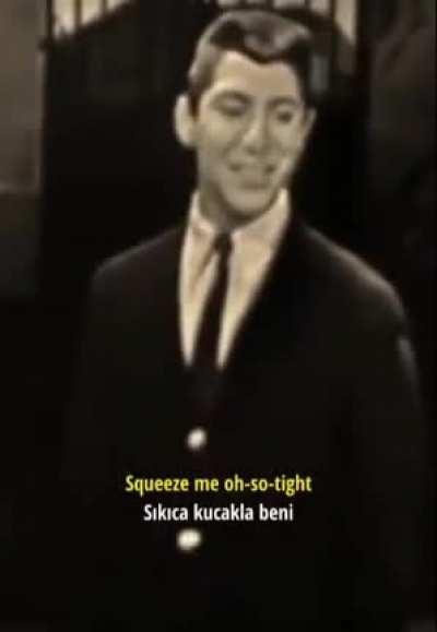 seviyorum bu şarkıyı ya.