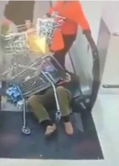 De los creadores de la Ciclovia Asesina...