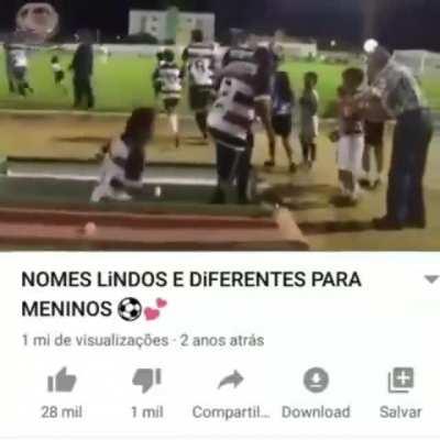 Torcedor apoiando o time: