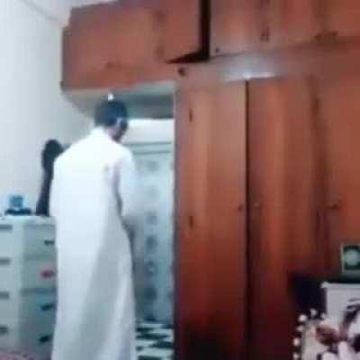 me farming in bot lane when enemy adc goes in for a trade