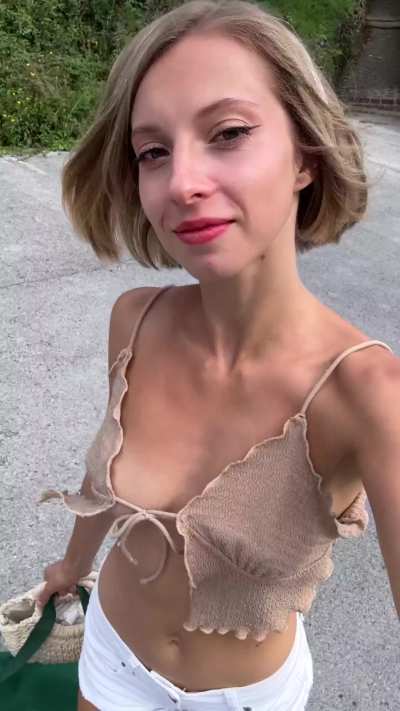 Street stroll with a bit of extra bounce