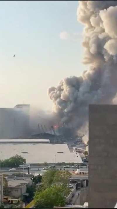 Massive explosion shakes Lebanon's capital Beirut; no word yet on cause or casualties 08/04/2020