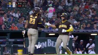 [Highlight] Ha-seong Kim with a solo HR to put the Padres up 11-3 vs. Tigers