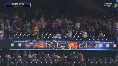 [Highlight] [Highlight] Pete Alonso gets some practice in for the home run derby with a no-doubter and insurance for the Mets.