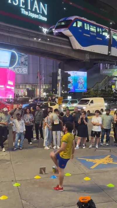 Shaolin Soccer⚽️ Spotted in KL Bukit Bintang