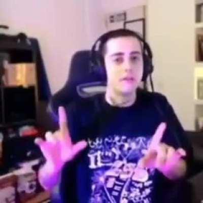 Yo después de verle la p#ja a Town gameplays en twitter