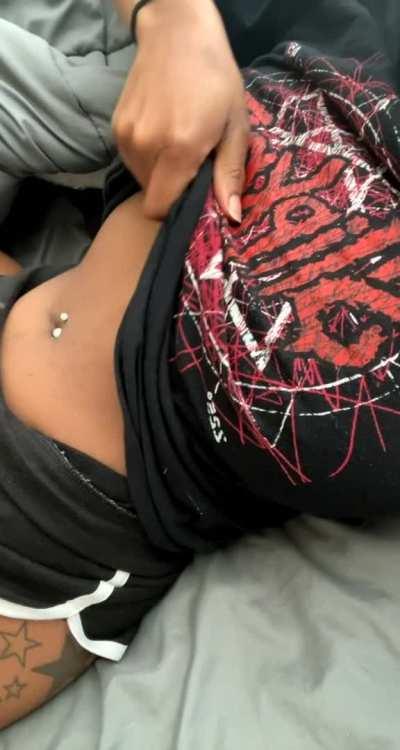 I wish I could fuck everyone who comments under this post