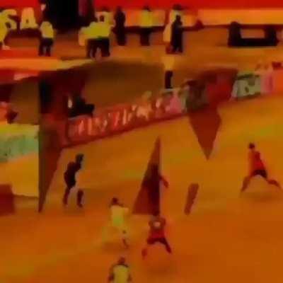 Em plena Copa do Mundo, ela reaparece quando ninguém mais esperava...