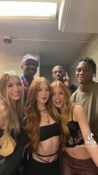 🐇❄LOVES 🍫&🍫LOVES 🐇❄