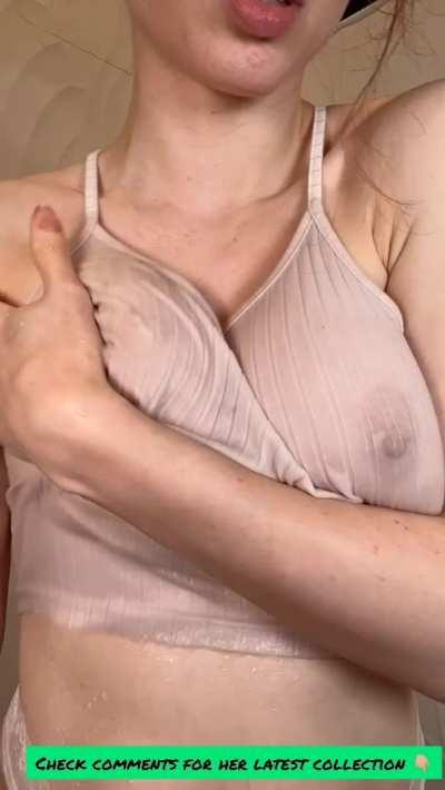 Twitch girl gone wild 👅