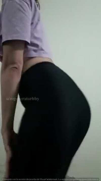 [GIF] Wait until u see what I'm not wearing under my clothes