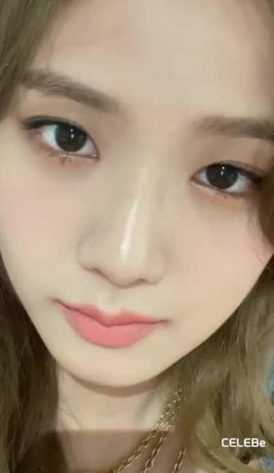 210822 Jisoo CELEBe Update