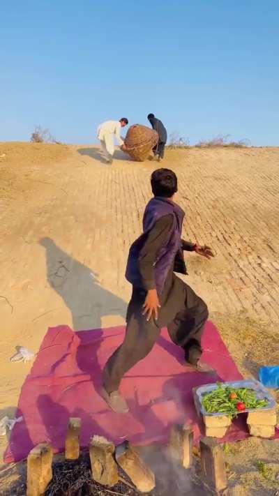 Least dramatic paxtani theft