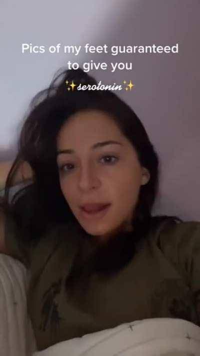 ItalianLatina Feet Pics