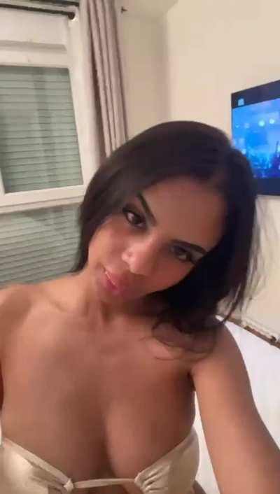 I'm home alone.. please cum over