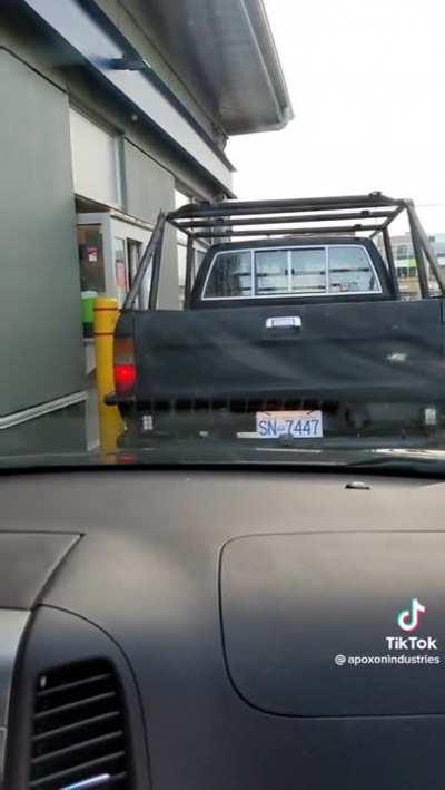 to get an XL dark roast DD coffee (sound up)