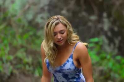 Peyton List : School Spirits