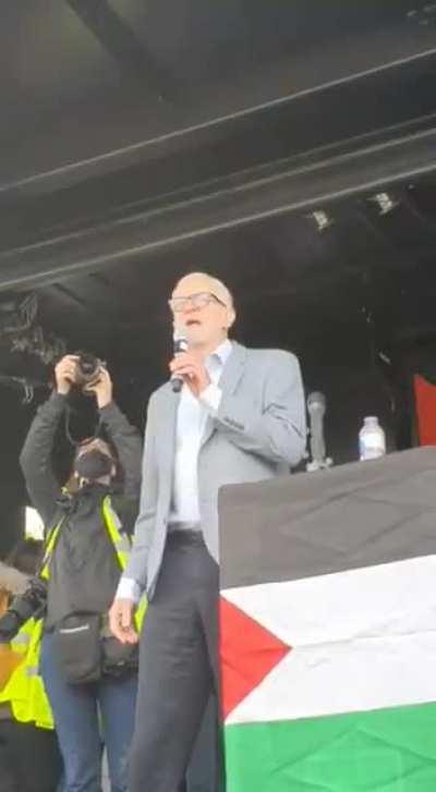 Jeremy Corbyn at Hyde Park in London today: 