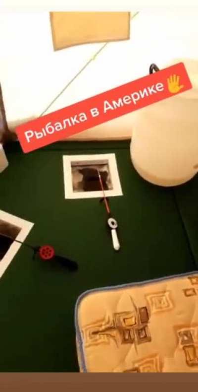 Американцы: нам нужен везде комфорт. Русские: нам нужна везде рыбалка.