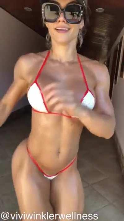 ( • )( • )ԅ(≖⌣≖ԅ)