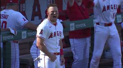 [Highlight] Mike Trout and Ron Washington celebrate the walk-off double