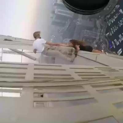 Risking all for a pic