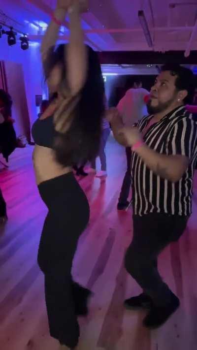 Tracy - the sexy dancing