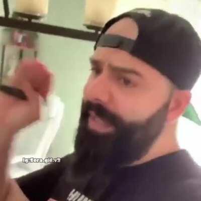 Guys whats the song?????? 😥😥😥😥