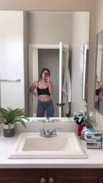 Isabella Gomez needs your cum!