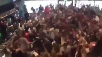 Rare footage of a reddit meetup yesterday