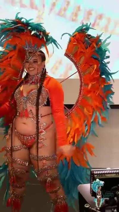 Gorgeous Curves ✨ (@gemma_scarlett95)