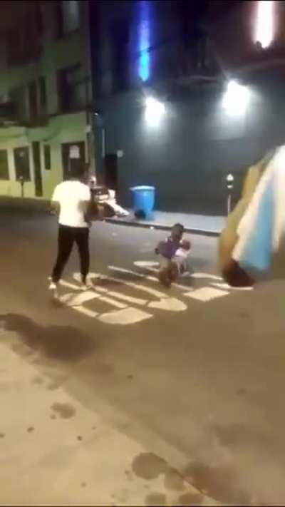 Look at that beautiful first kick to the calf