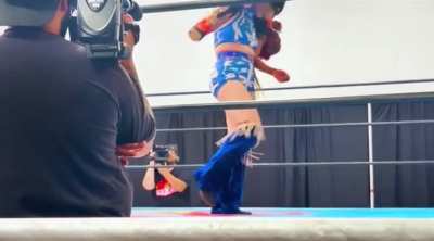 Hanako wrecks Stone 💪🏽