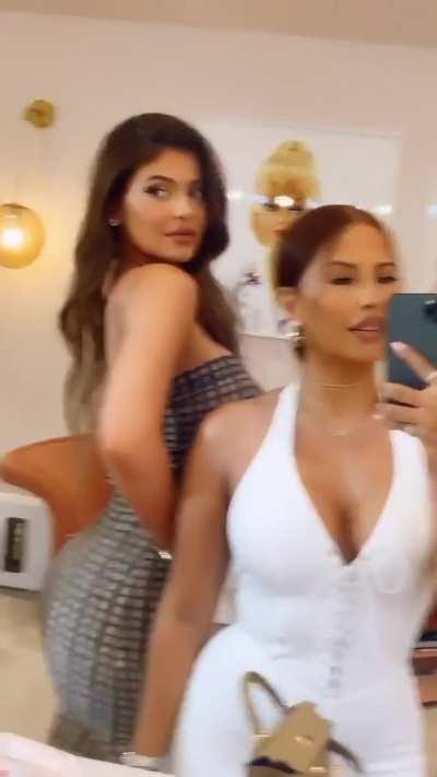 Kylie and her fat ass